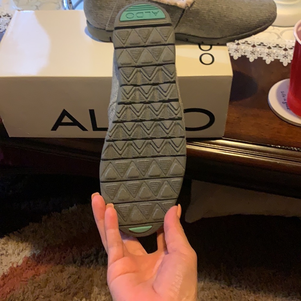 ALDO - Picture 5 of 5